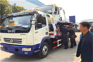 都匀汽车道路救援拖车价格